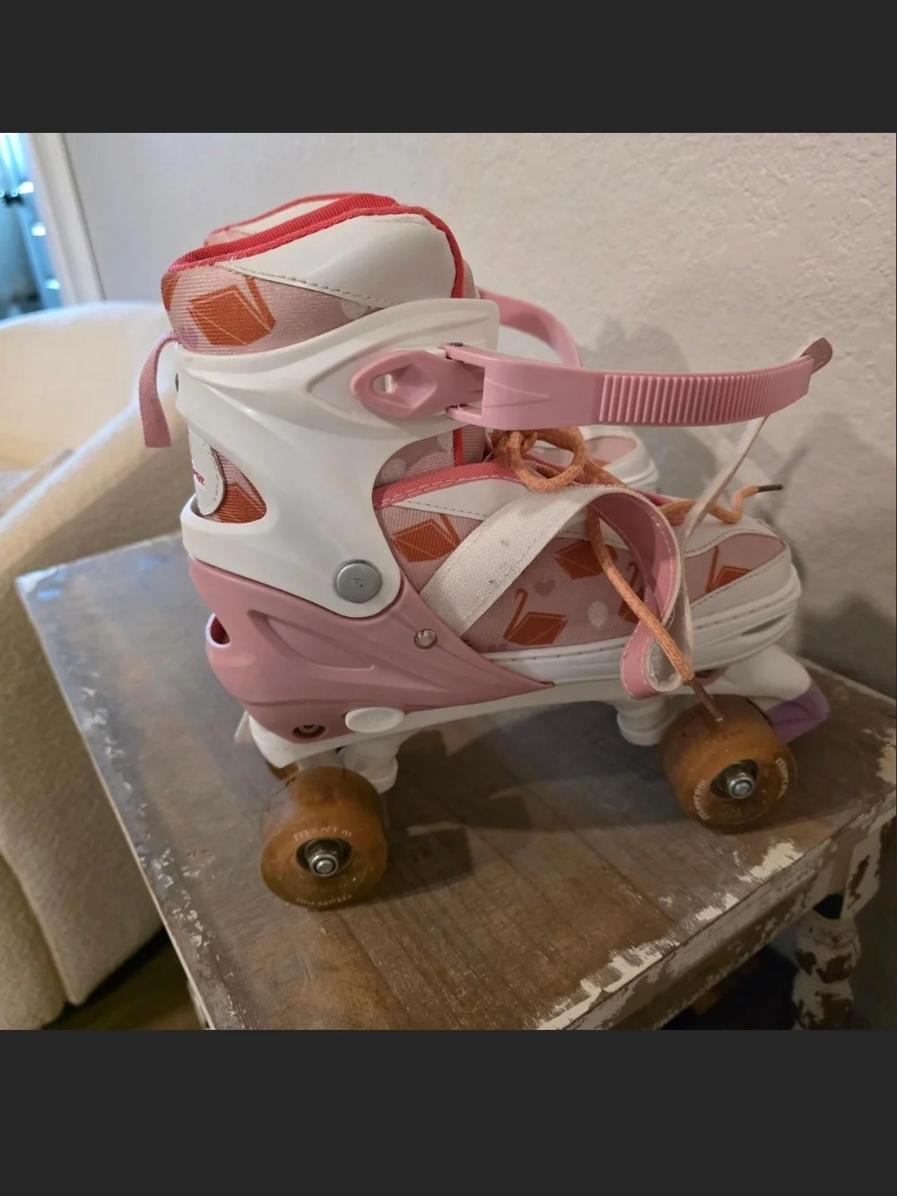 Kids Pink and White Adjustable Quad Roller Skates